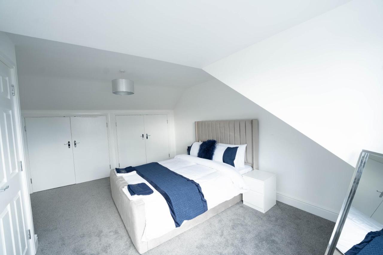 Entire Modern Home With Private Parking For 6/8 Persons Worksop Exterior foto